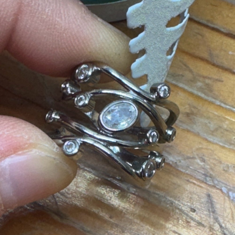 NEW Sterling Silver 925 stamped stacked ring with beautiful clear stones. Size 6 - Picture 2 of 16